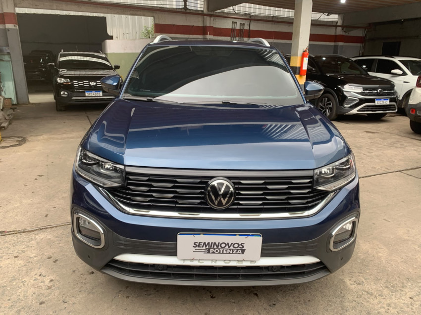 volkswagen t-cross 1.4 250 tsi total flex highline at 23/24 seminovo1