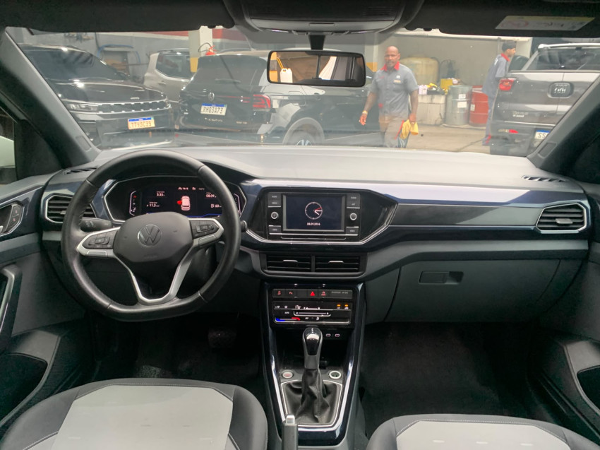 volkswagen t-cross 1.0 200 tsi total flex at 23/23 seminovo7