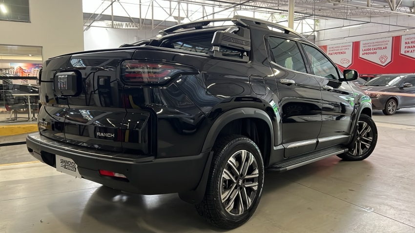 fiat toro 2.2 turbo diesel ranch 4wd at9 25/26 seminovo3