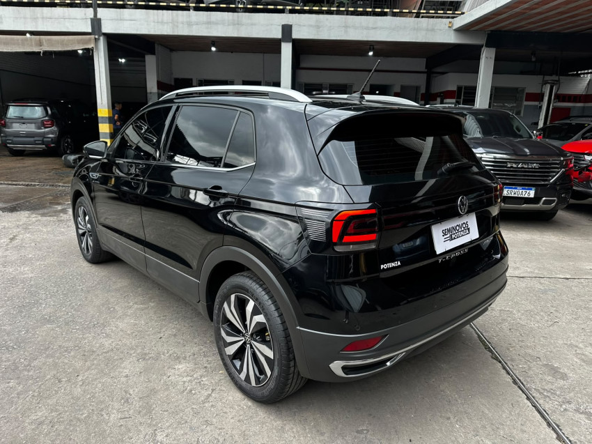 volkswagen t-cross 1.4 250 tsi total flex highline at 22/23 seminovo5