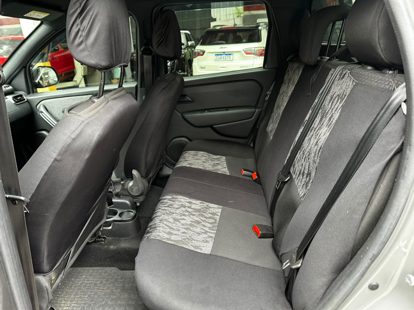 renault oroch 1.6 16v sce flex iconic man 24/25 seminovo9