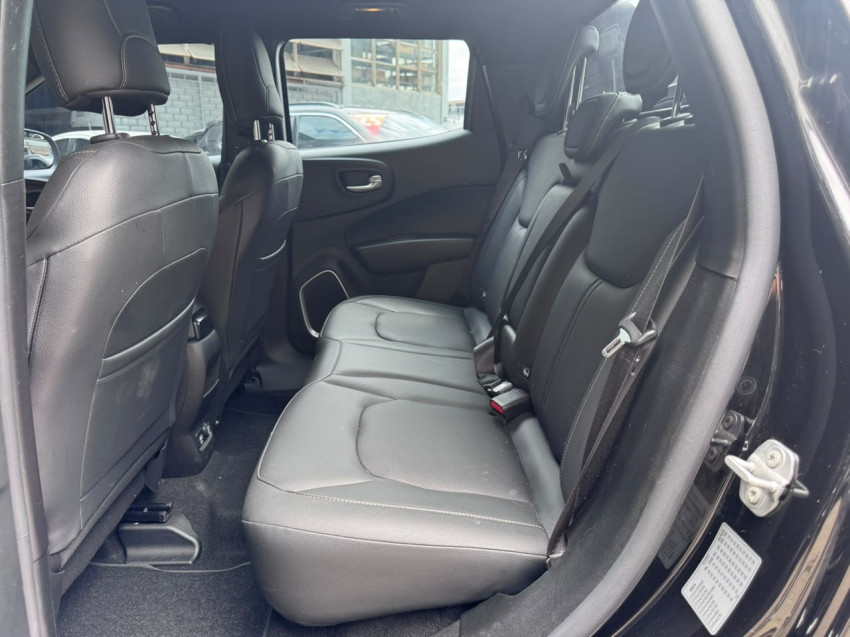 fiat toro 1.3 turbo 270 flex volcano at6 4p automatico 202511