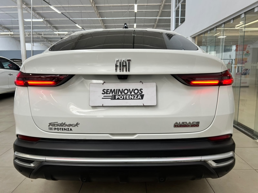 FIAT FASTBACK 1.0 TURBO 200 FLEX AUDACE CVT 24/25 SEMINOVO4