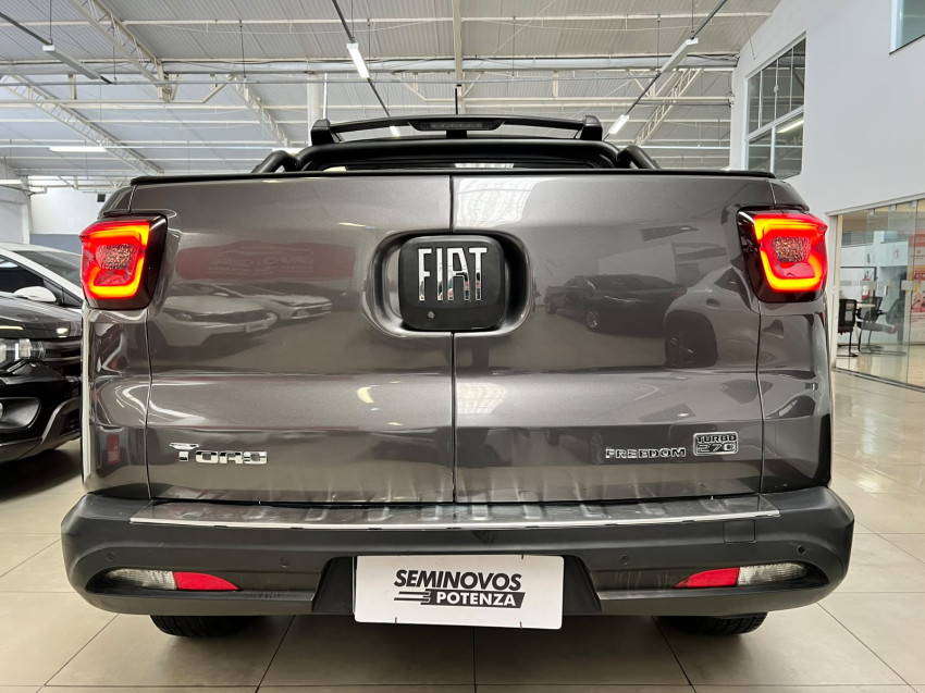 FIAT TORO 1.3 TURBO 270 FLEX FREEDOM AT6 21/22 SEMINOVO4