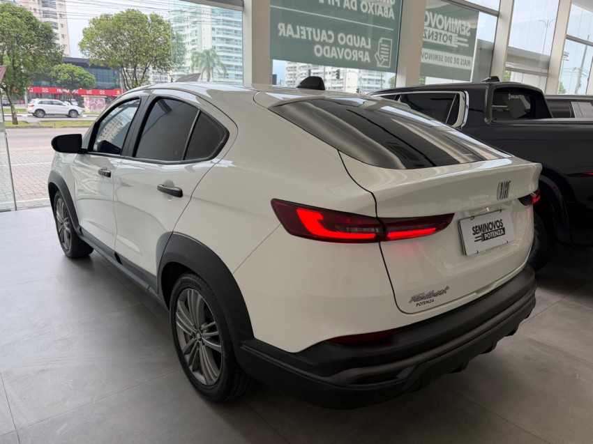 FIAT FASTBACK 1.0 TURBO 200 FLEX CVT 25/26 SEMINOVO3