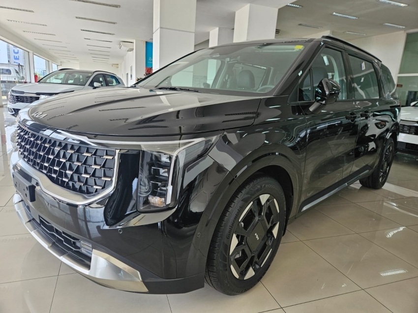 KIA CARNIVAL 3.5 V6 GASOLINA EX AT 24/25 SEMINOVO2