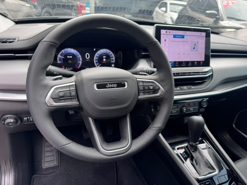 JEEP COMPASS 1.3 T270 TURBO FLEX LONGITUDE AT6 25/26 SEMINOVO7