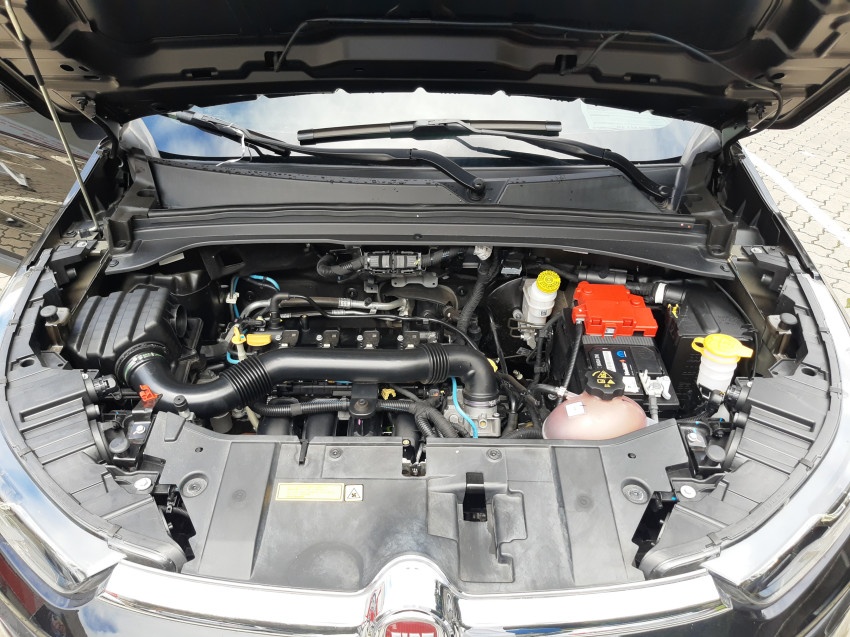 fiat toro 1.8 16v evo flex freedom at6 1.0 20212