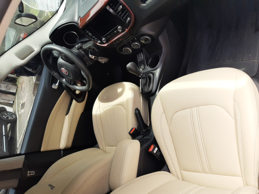 fiat toro 1.8 16v evo flex freedom at6 1.0 20217