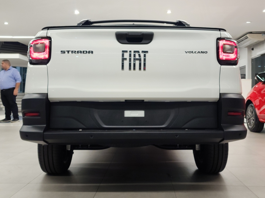 fiat strada 1.3 firefly flex volcano cd manual 1.0 4p 2025