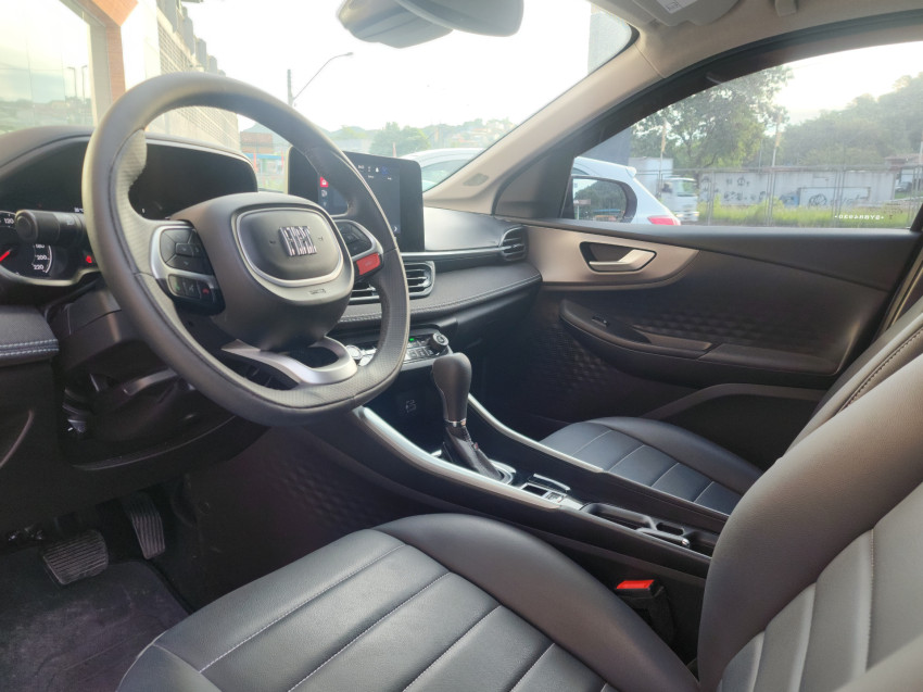 fiat fastback 1.0 turbo 200 flex audace cvt 1.3 4p automatico 2025