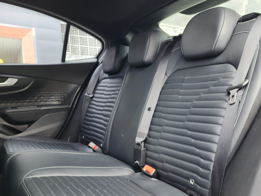 fiat fastback 1.3 turbo 270 flex limited edition at6 24/25 seminovo15