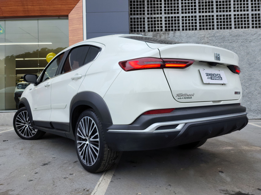 fiat fastback 1.3 turbo 270 flex limited edition at6 24/25 seminovo4