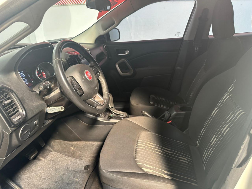 fiat toro 1.8 16v evo flex freedom at6 1.0 4p automatico 201810