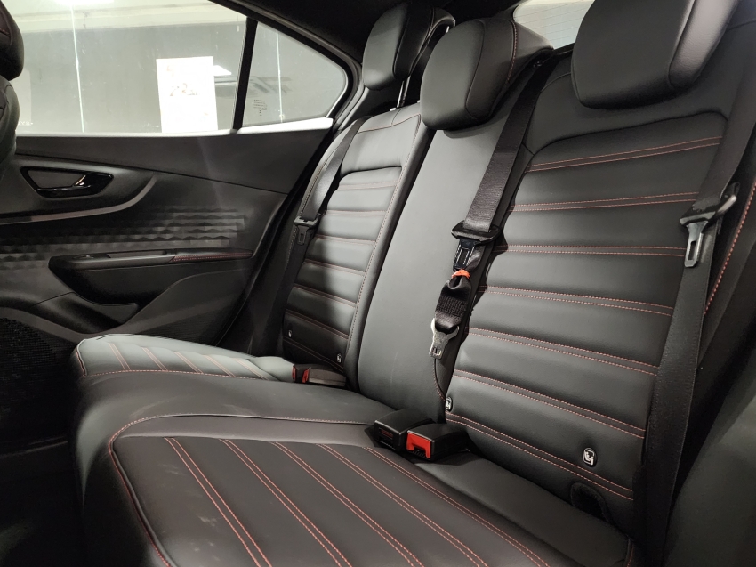 fiat fastback 1.3 turbo 270 flex abarth at6 25/25 0km.