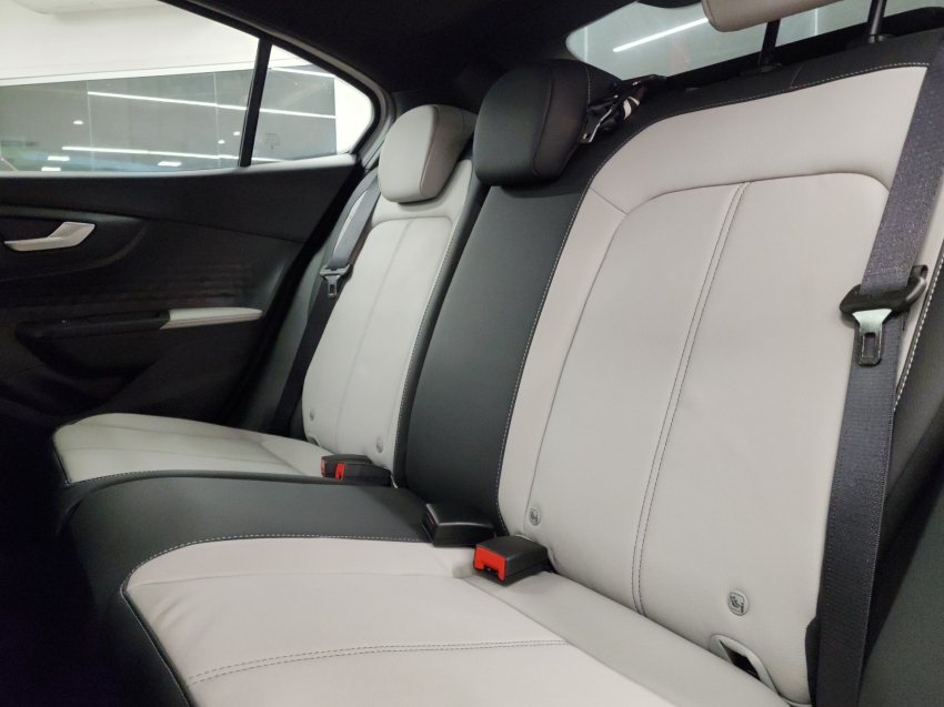 fiat fastback 1.0 turbo 200 impetus hybrid cvt. fiat fastback 1.0 turbo 200 impetus hybrid cvt.