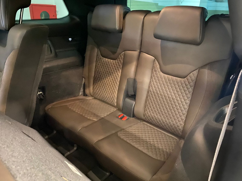 jeep commander 1.3 t270 turbo flex overland at6 4p automatico 2023 jeep commander 1.3 t270 turbo flex overland at6 4p automatico 2023