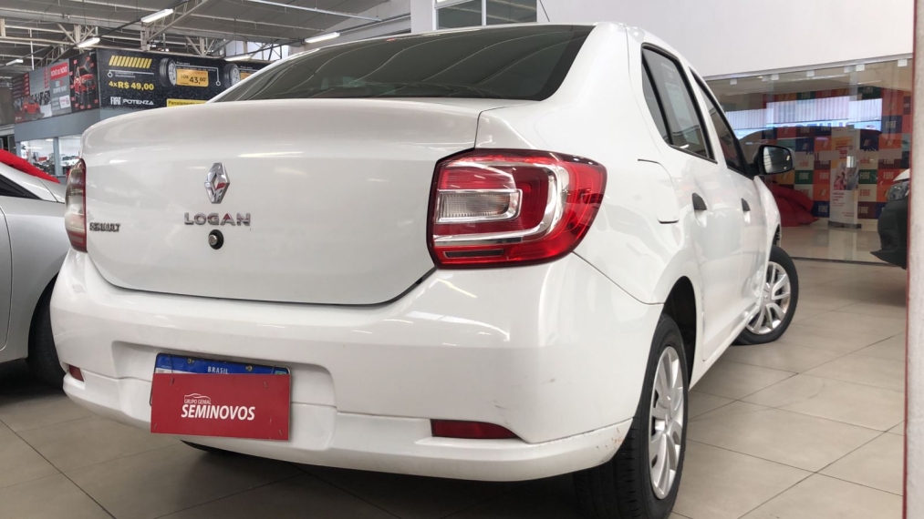 renault logan 1.0 12v sce flex zen manual 4p 2021 renault logan 1.0 12v sce flex zen manual 4p 2021
