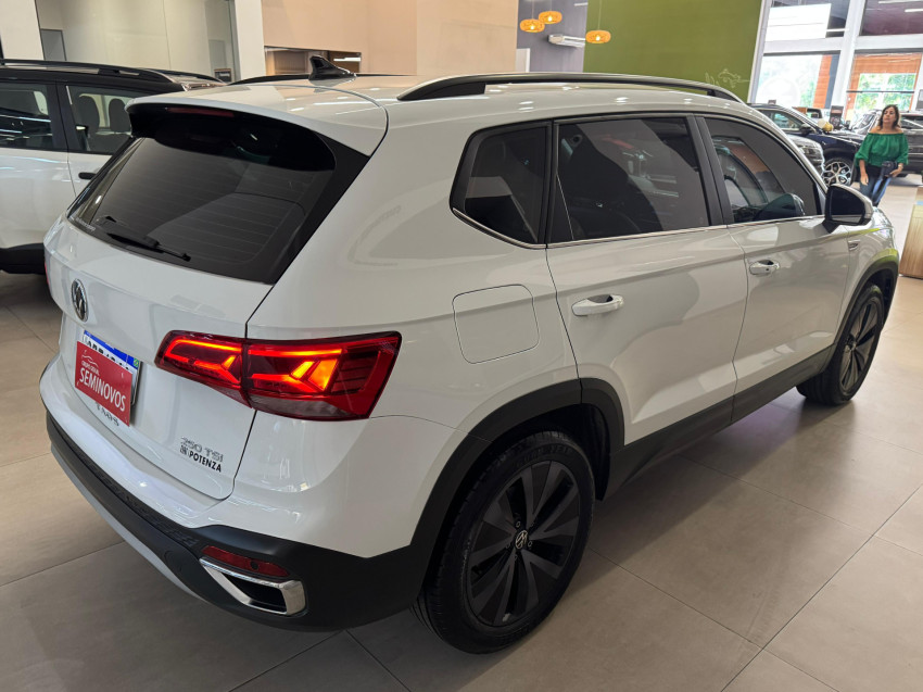 volkswagen taos 1.4 250 tsi total flex comfortline automatico 4p 2024 volkswagen taos 1.4 250 tsi total flex comfortline automatico 4p 2024
