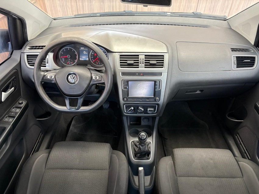 volkswagen fox 1.6 msi total flex connect 4p manual 1.8 2018