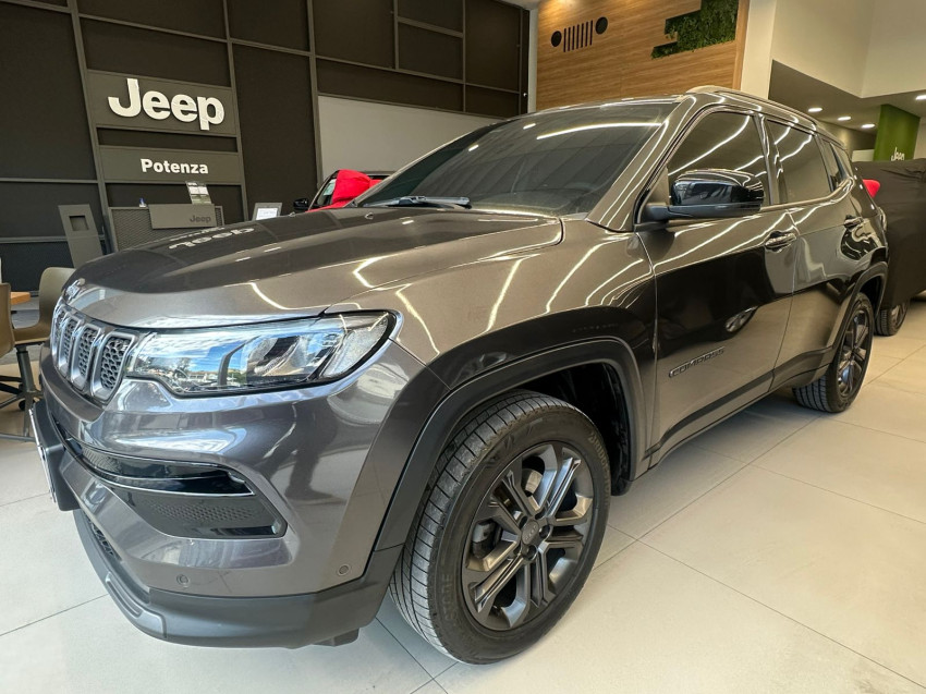 jeep compass 1.3 t270 turbo flex longitude at6 4p automatico 2024 jeep compass 1.3 t270 turbo flex longitude at6 4p automatico 2024