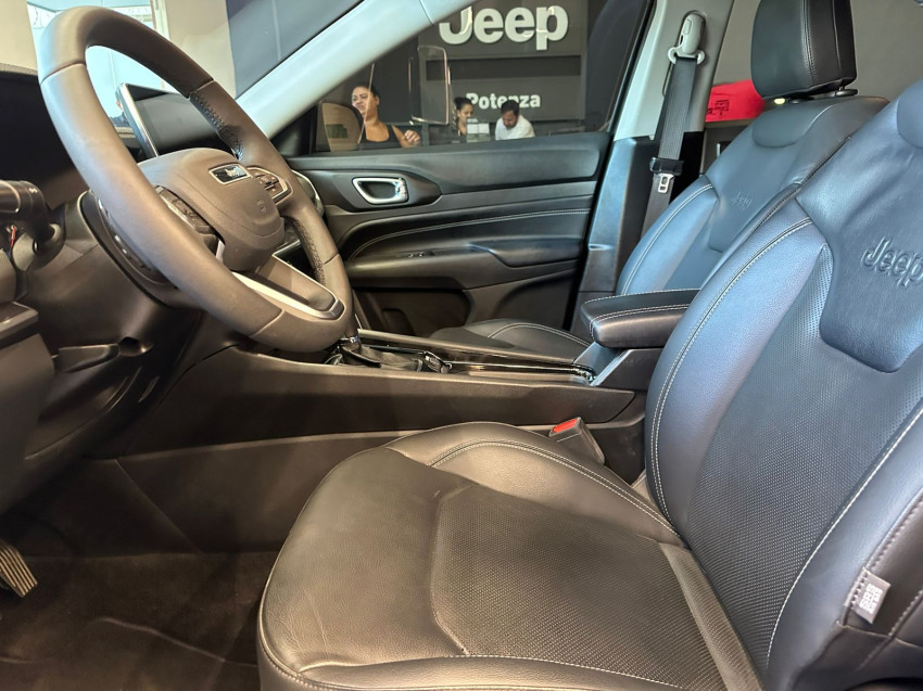 jeep compass 1.3 t270 turbo flex longitude at6 4p automatico 2024 jeep compass 1.3 t270 turbo flex longitude at6 4p automatico 2024