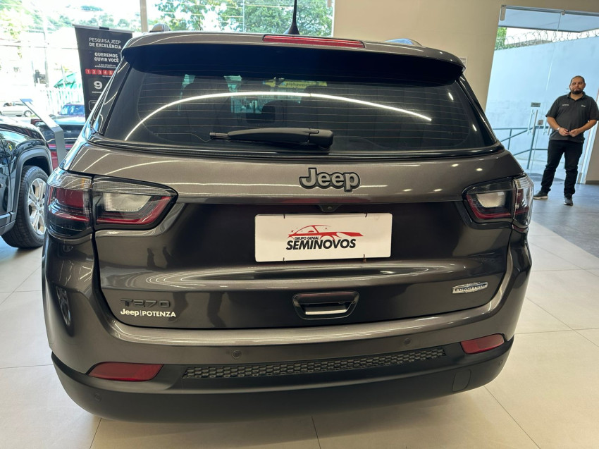 jeep compass 1.3 t270 turbo flex longitude at6 4p automatico 2024 jeep compass 1.3 t270 turbo flex longitude at6 4p automatico 2024
