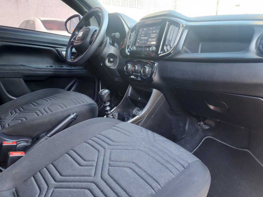 fiat strada 1.3 firefly flex volcano cd manual 4p 2024 fiat strada 1.3 firefly flex volcano cd manual 4p 2024