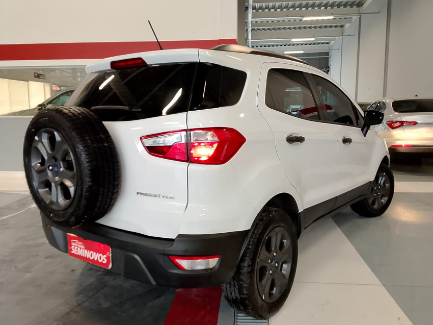 ford ecosport 1.5 ti-vct flex freestyle automatico 4p 2018