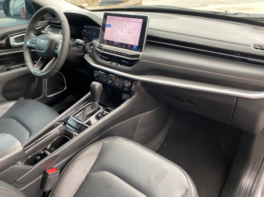 jeep compass 1.3 t270 turbo flex limited at6 5p automatico 2023 jeep compass 1.3 t270 turbo flex limited at6 5p automatico 2023