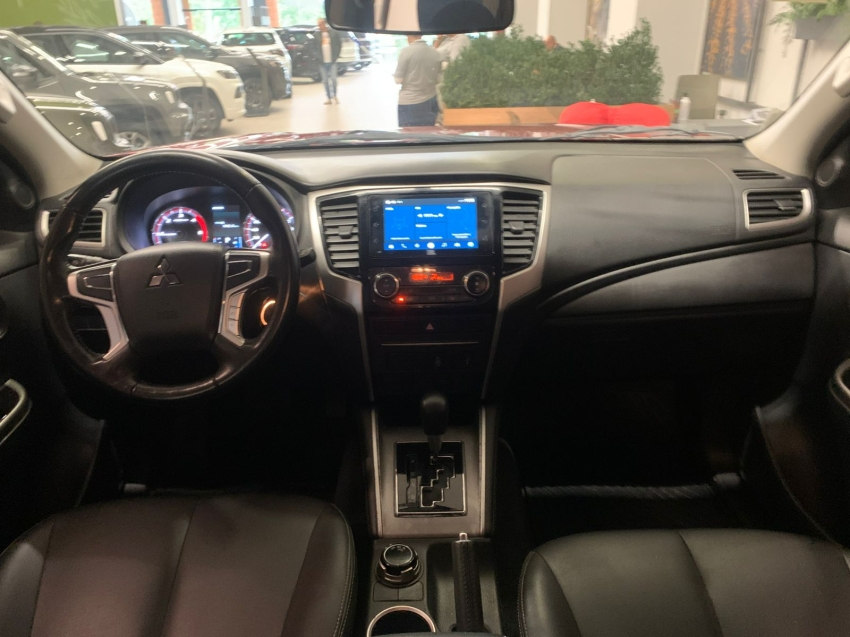 l200 tritn sport gls com varios acessorios l200 tritn sport gls com varios acessorios