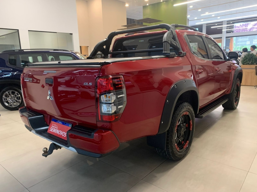 l200 tritn sport gls com varios acessorios l200 tritn sport gls com varios acessorios
