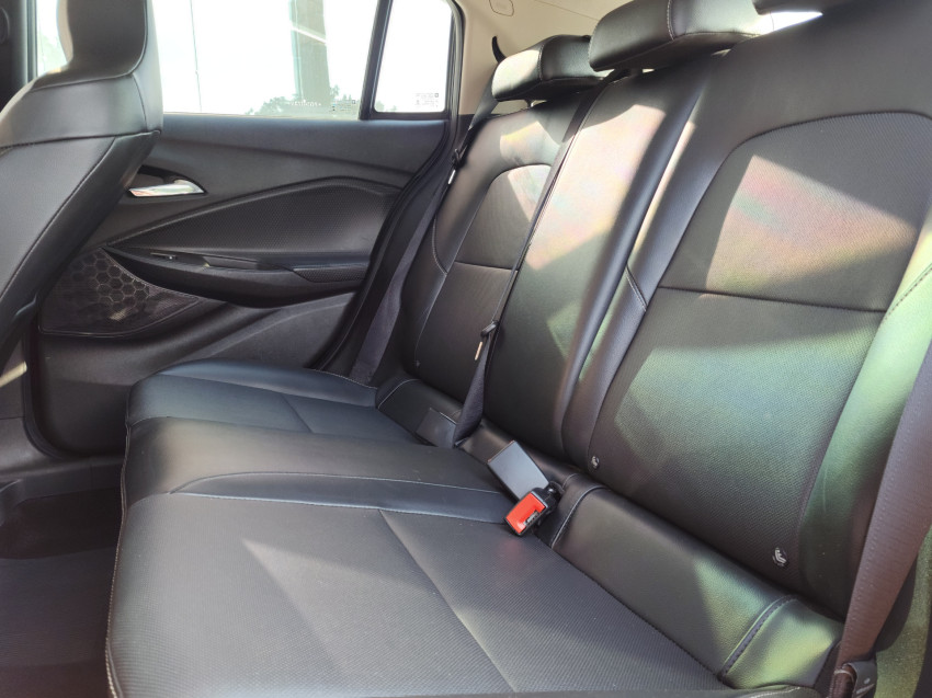 chevrolet onix 1.0 turbo flex premier automatico 4p 2023
