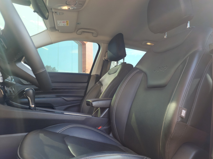 jeep compass 1.3 t270 turbo flex longitude at6 4p automatico 2025