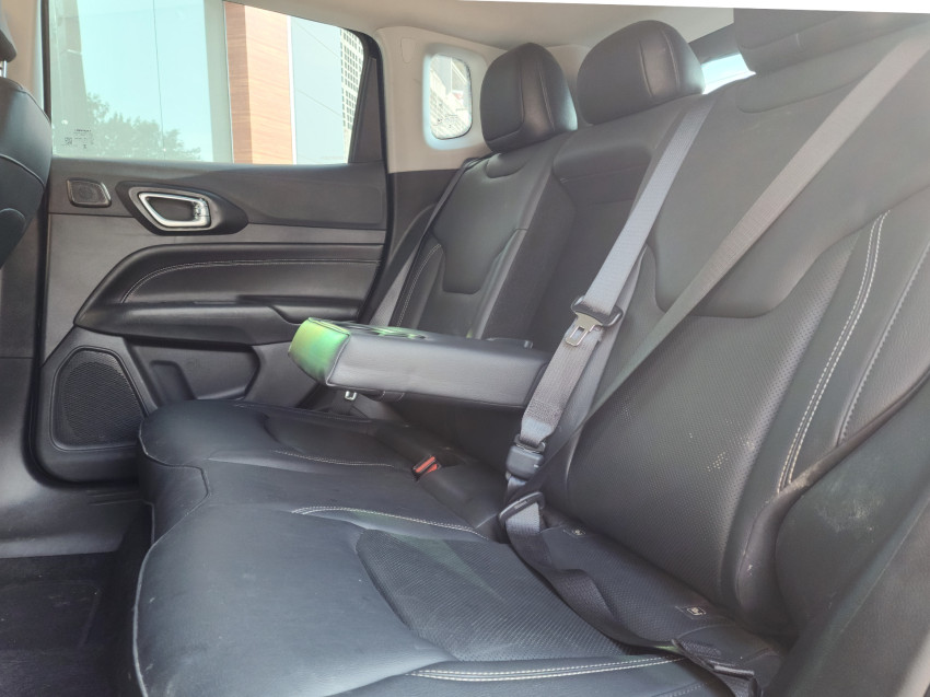 jeep compass 1.3 t270 turbo flex longitude at6 4p automatico 2025