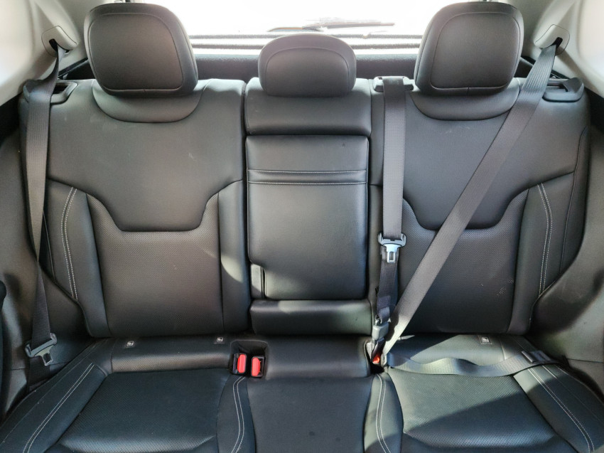 jeep compass 1.3 t270 turbo flex longitude at6 4p automatico 2025