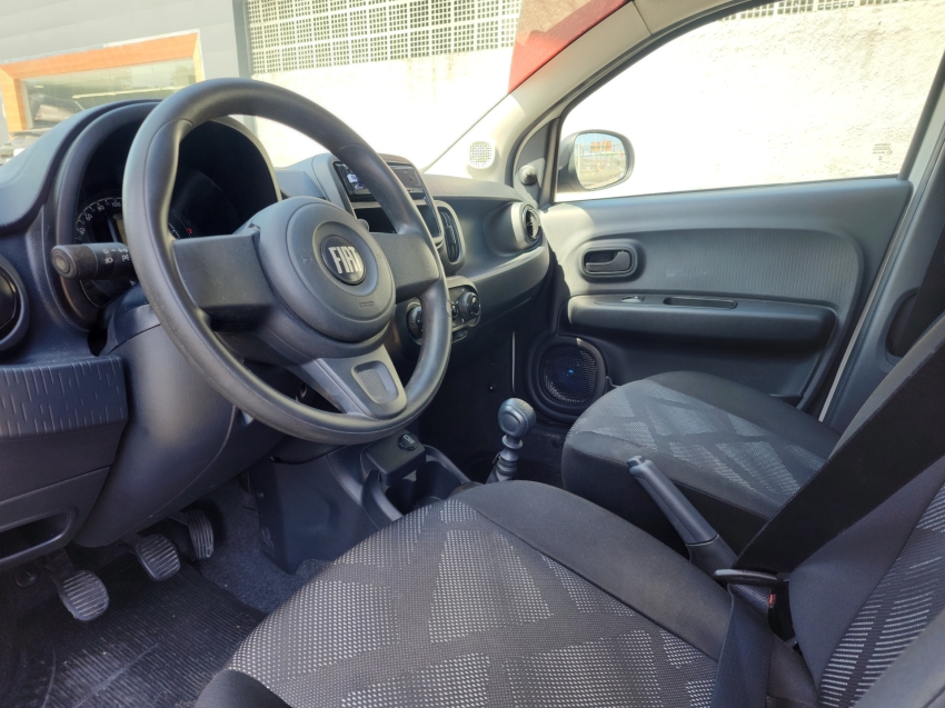 fiat mobi 1.0 evo flex like. manual 4p 2025 fiat mobi 1.0 evo flex like. manual 4p 2025