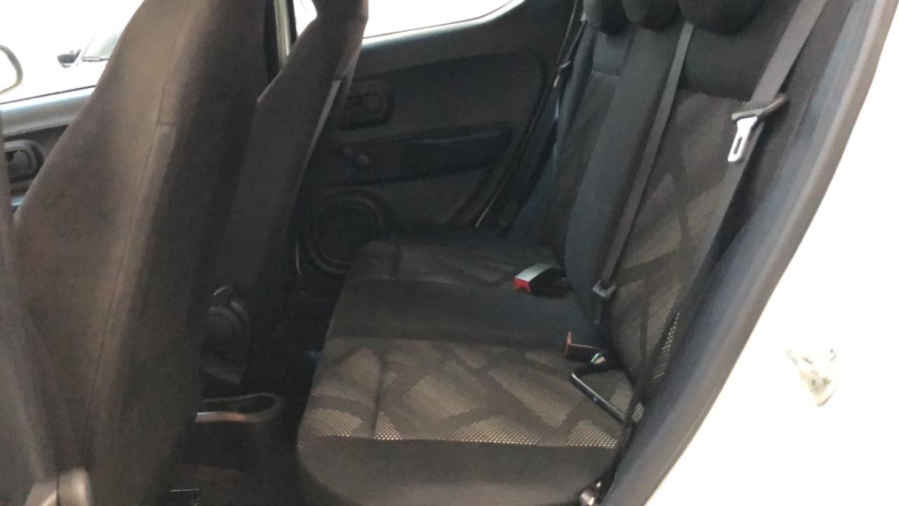 fiat mobi 1.0 evo flex like. manual 4p 2025