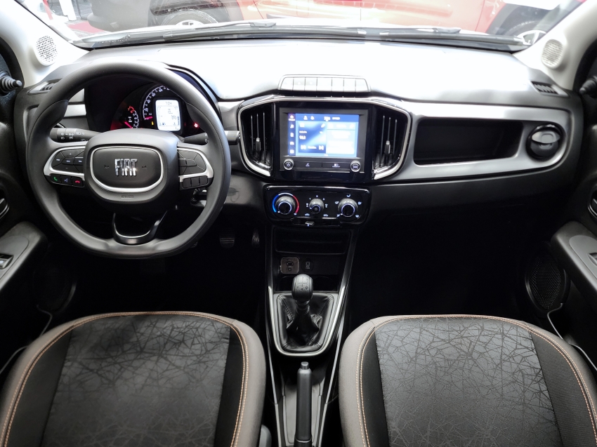 fiat mobi 1.0 firefly flex trekking man 26/27 0km5