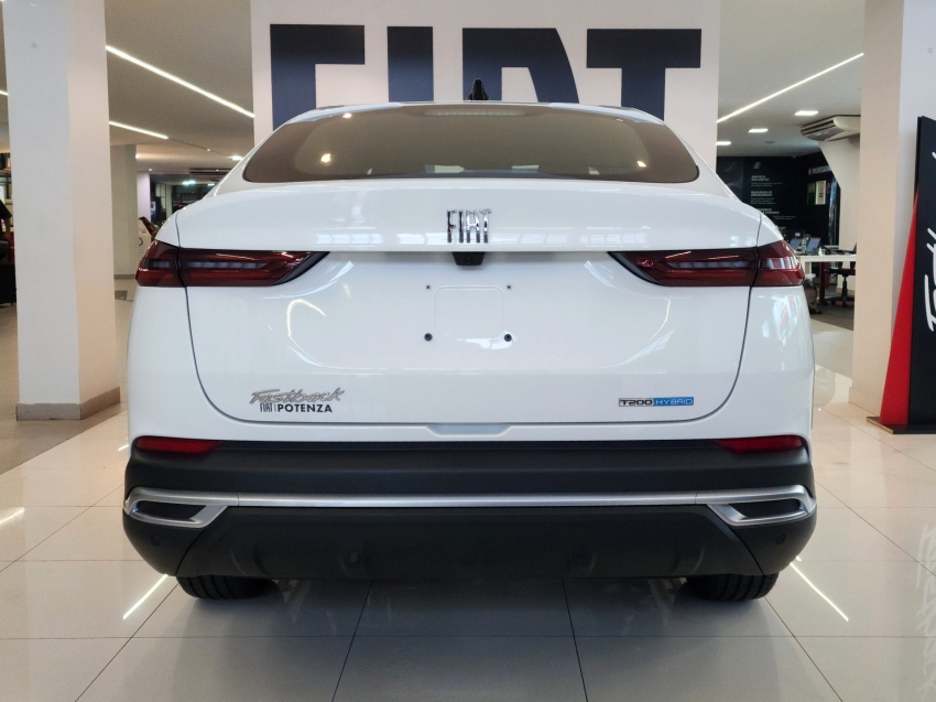 fiat fastback 1.0 turbo 200 hybrid audace cvt 25/26 0km fiat fastback 1.0 turbo 200 hybrid audace cvt 25/26 0km