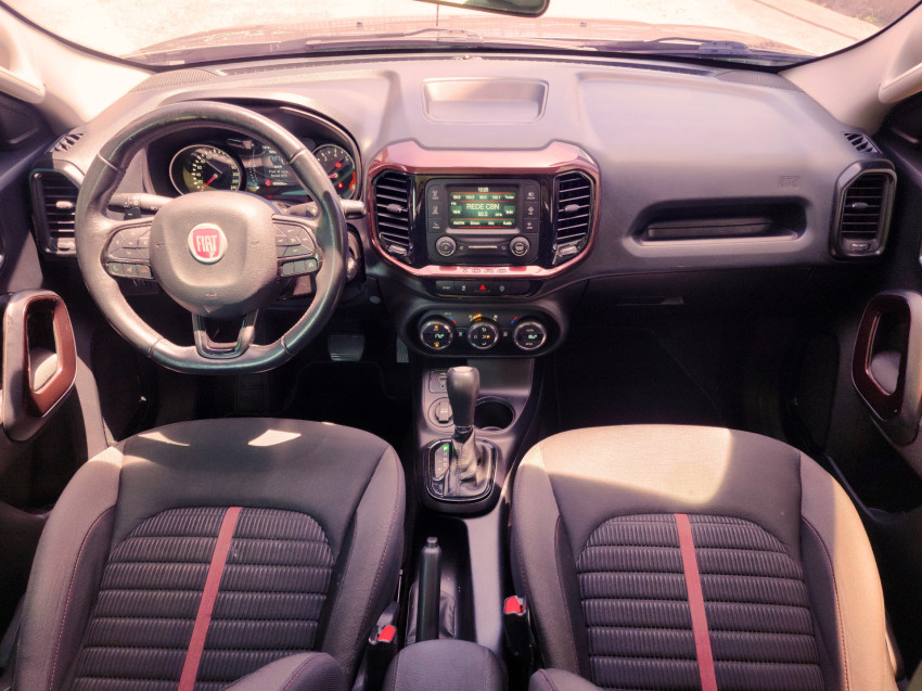 fiat toro 1.8 16v evo flex freedom at6 19/19 seminovo7