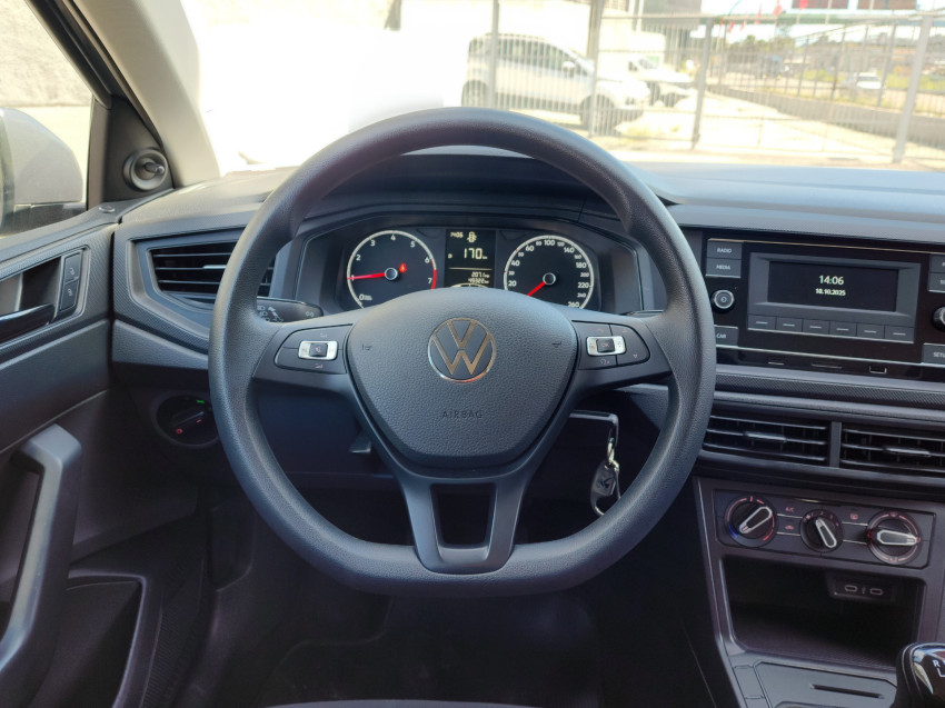 volkswagen polo 1.0 mpi track man 23/24 seminovo