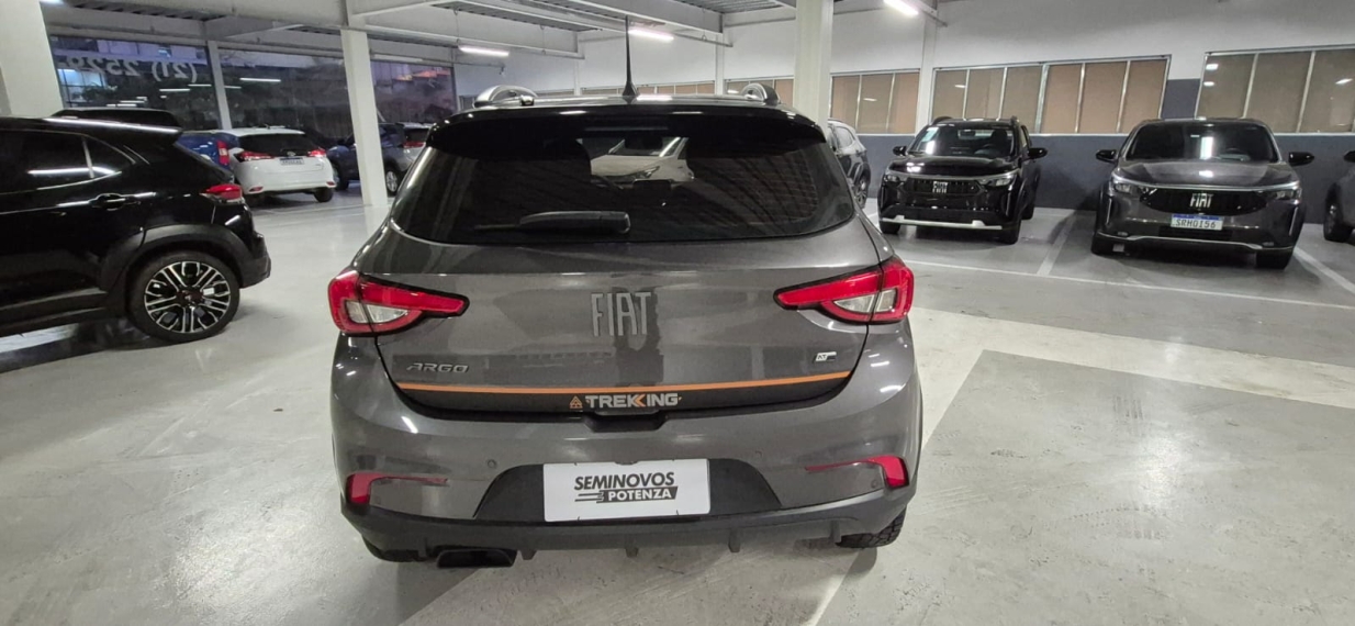 fiat argo 1.3 firefly flex trekking cvt 4p automatico 20243