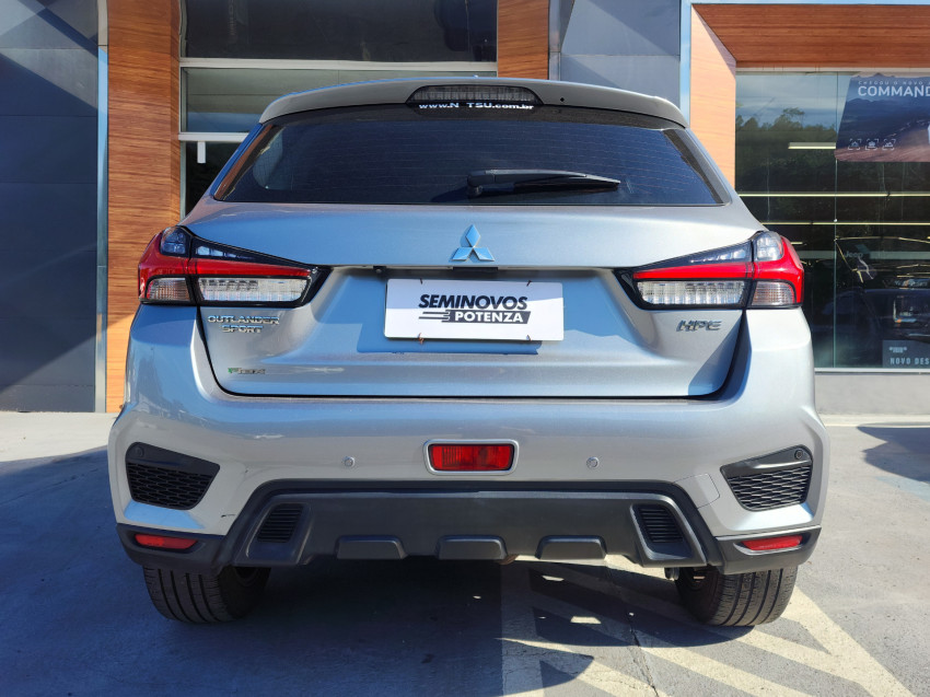 mitshubishi outlander sport 2.0 mivec gasolina hpe at 20/21 seminovo3