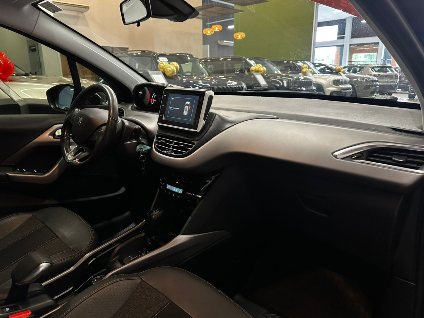 peugeot 2008 1.6 16v thp flex griffe 4p at 21/22 seminovo9