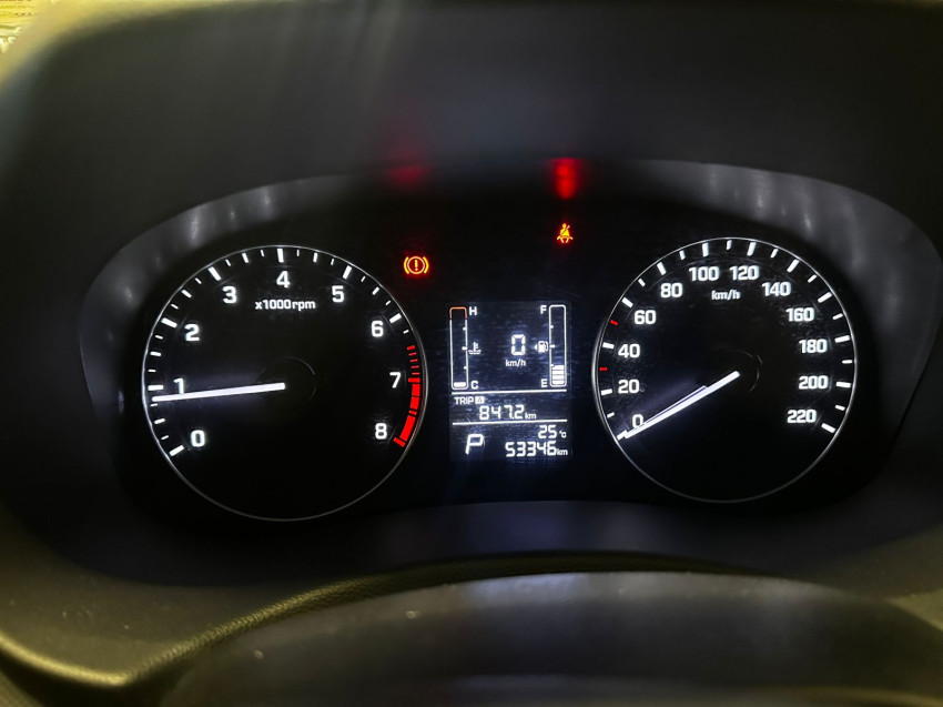 hyundai creta 1.6 16v flex action at 20/21 seminovo8