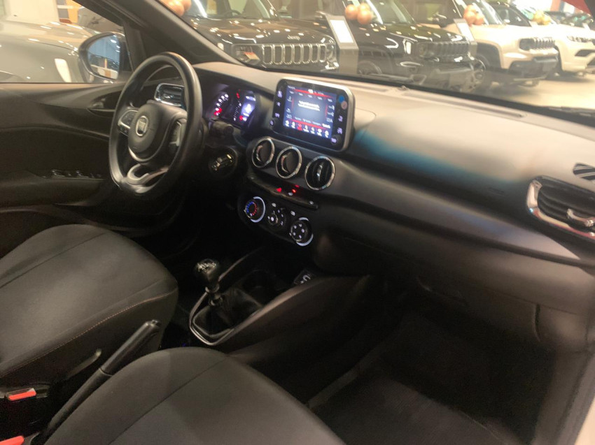 fiat argo 1.3 firefly flex trekking man 19/20 seminovo9