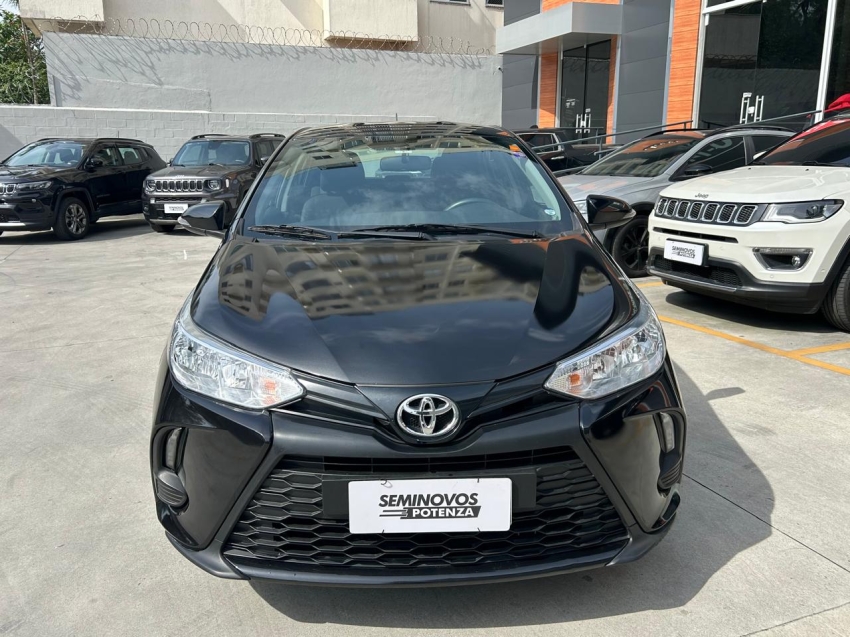 toyota yaris 1.5 16v flex sedan xl multidrive 24/25 seminovo