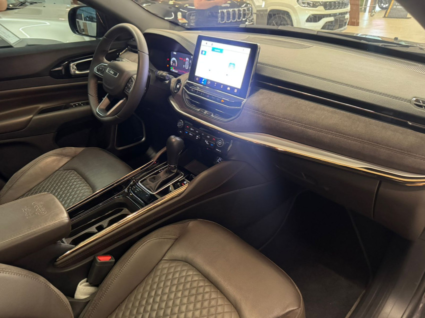 jeep commander 1.3 t270 turbo flex overland at6 22/22 seminovo11