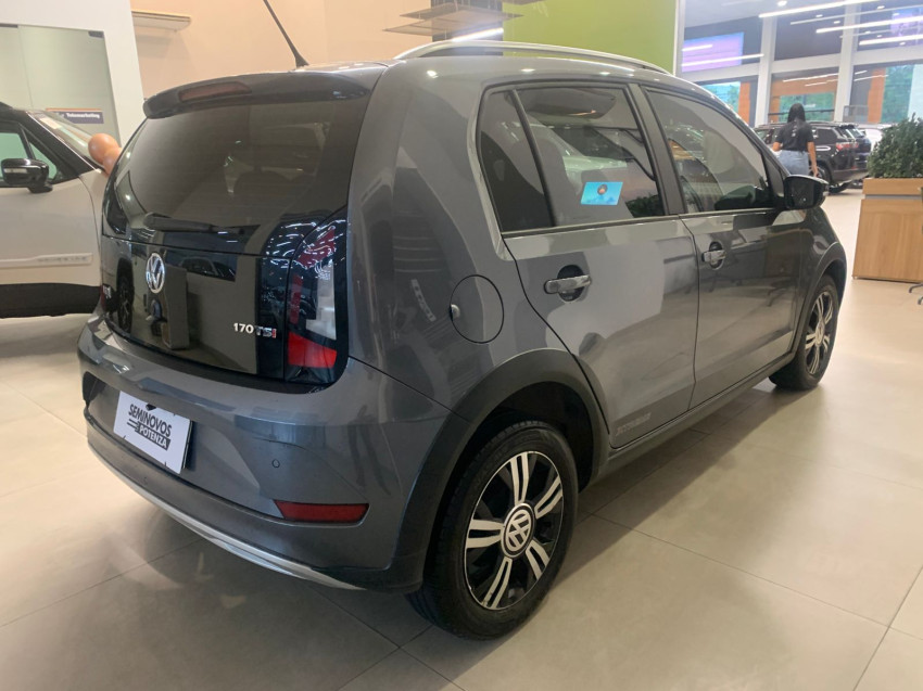volkswagen up 1.0 170 tsi total flex xtreme 4p man 19/20 seminovo3